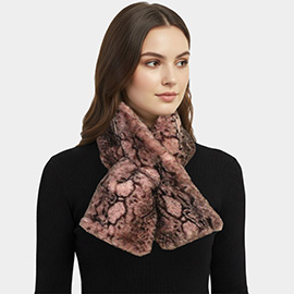Snake Skin Patterned Faux Fur Pull Through Scarf