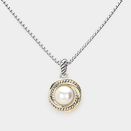 Pearl Pendant Necklace