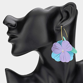 Metal Cut Out Flower Dangle Earrings