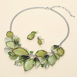 Epoxy Leaf Vine Necklace