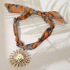 Textured Metal Sun Charm Fabric Necklace