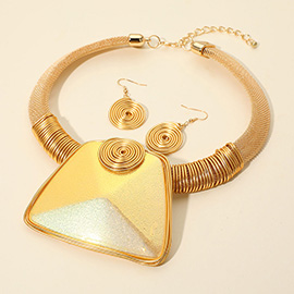 Bold Resin Geometric Pendant Accent Statement Necklace