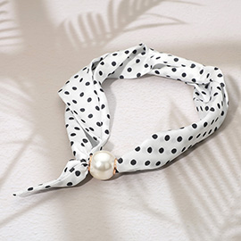 SECRET BOX_Pearl Accent Polka Dot Print Fabric Scarf Magnetic Necklace